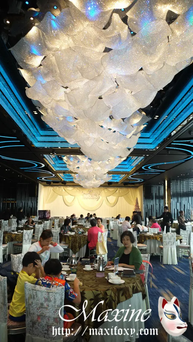 銀河一樣的天花!