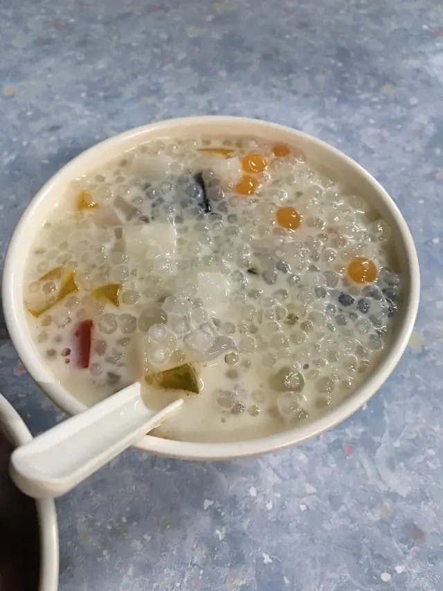 什果涼粉西米露