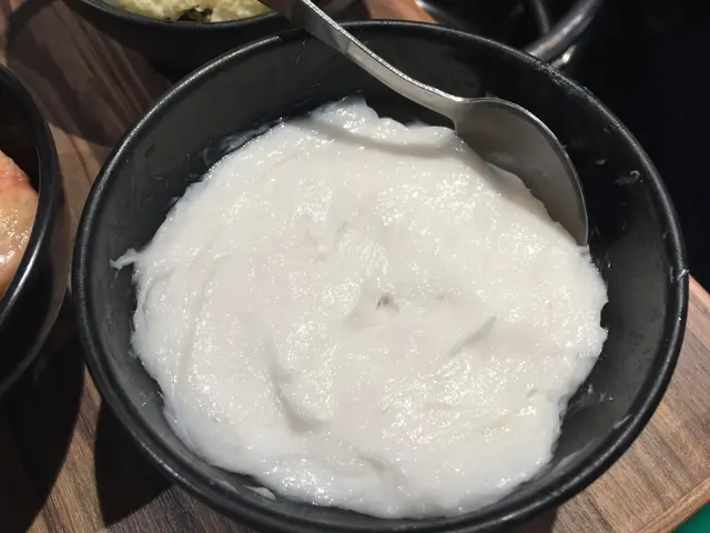 雖然其貌不揚,但味道卻相當不錯。
味道彈牙香口,份量不少,值得一試~