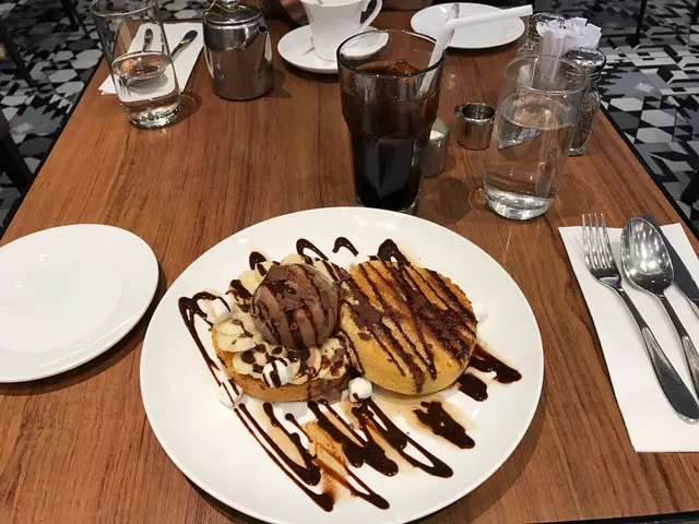 香蕉朱古力雪糕班戟