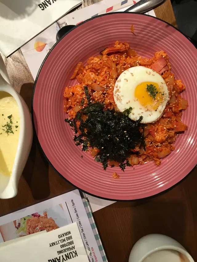 芝士泡菜炒飯