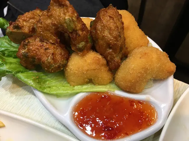 泰式炸蝦餅併炸魚餅