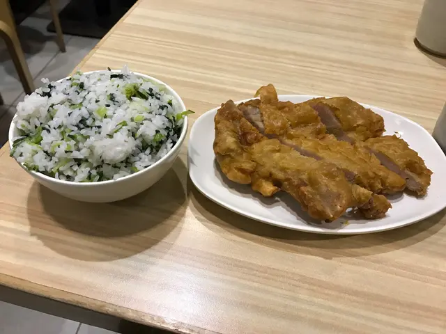 排骨菜飯