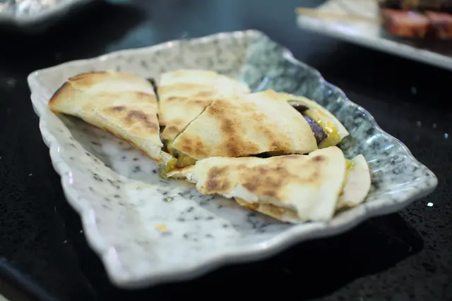 黑松露什菇墨西哥薄餅