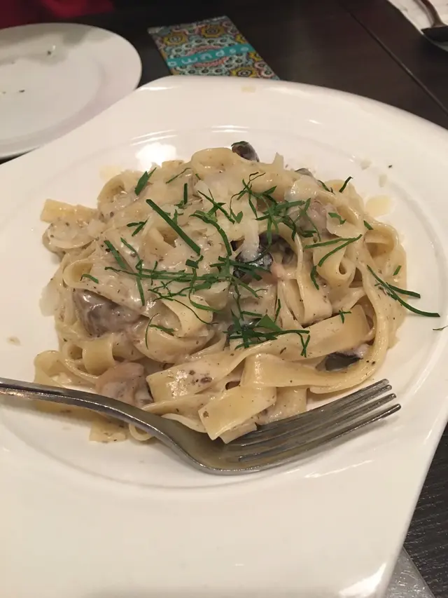 黑松露磨菇意粉