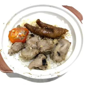 鳳爪排骨飯