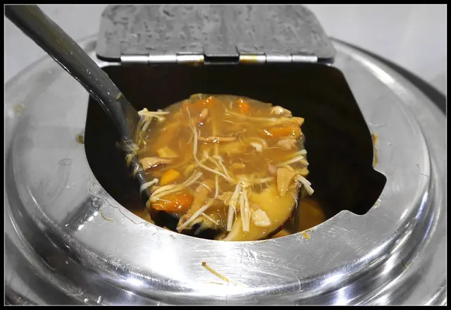 冬菇蟹肉素翅
