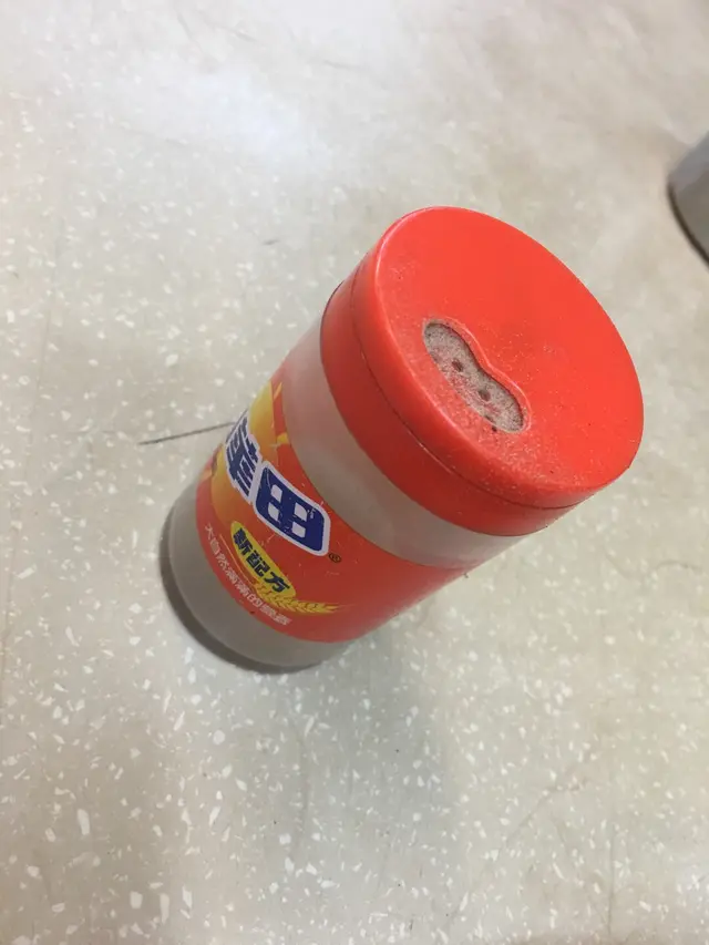 呢度供應嘅黑胡椒碎非常之香，一食就知道係高級貨，同一般香港餐廳（甚至高級餐廳）供應嘅質素差天共地！印度貴為香料之都（我作嘅），  對香料果然有要求。