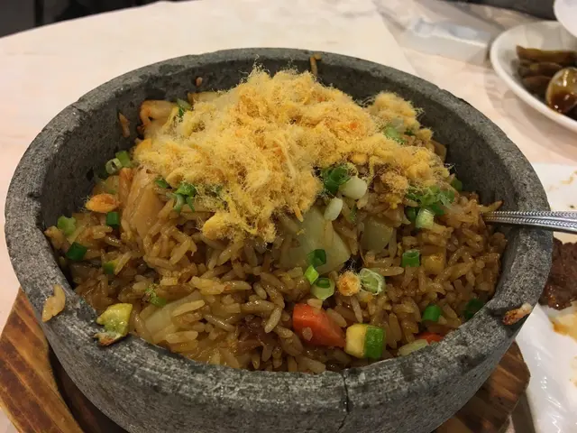 萬發菠蘿石頭飯