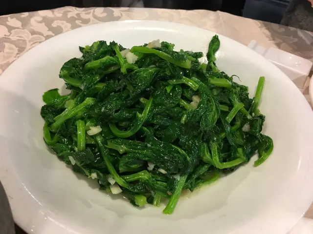 蒜蓉炒豆苗