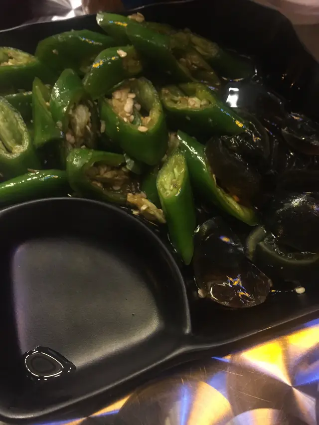 完全係兩樣食物放同一隻碟咁解==