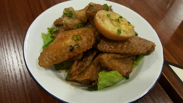 台式滷水拼盤(雞翼,滷肉,豆腐,蛋)