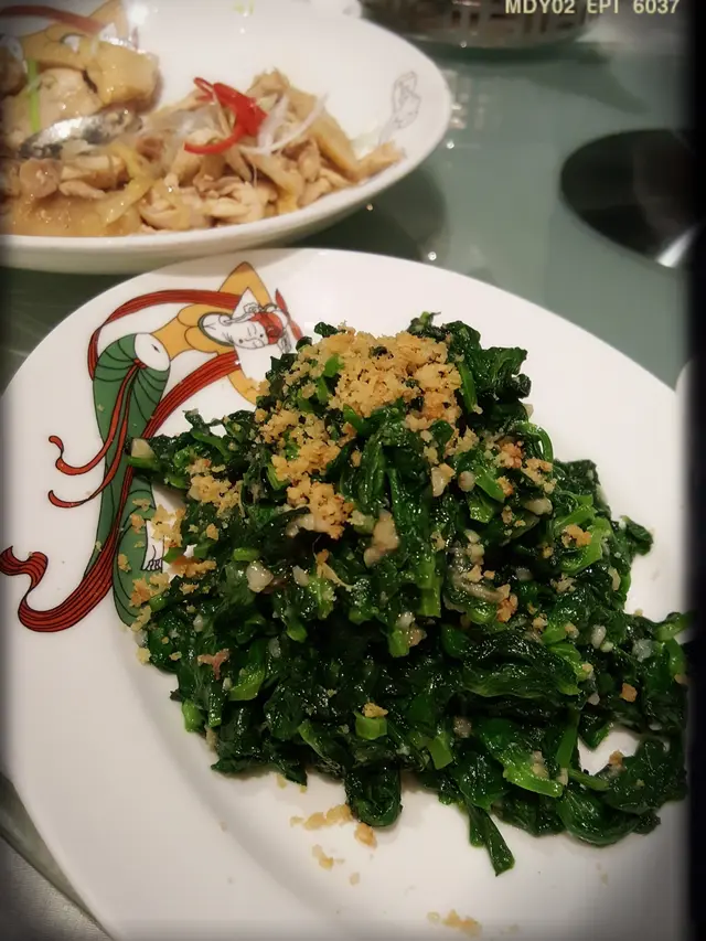 蒜茸炒豆苗（$260）