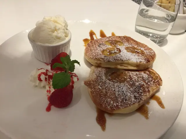 香蕉班戟加雲呢拿雪糕