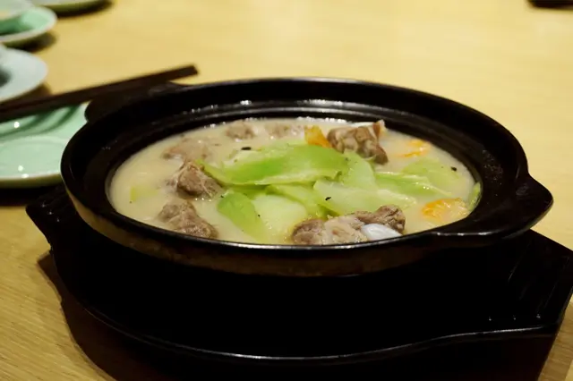 胡椒排骨大芥菜煲