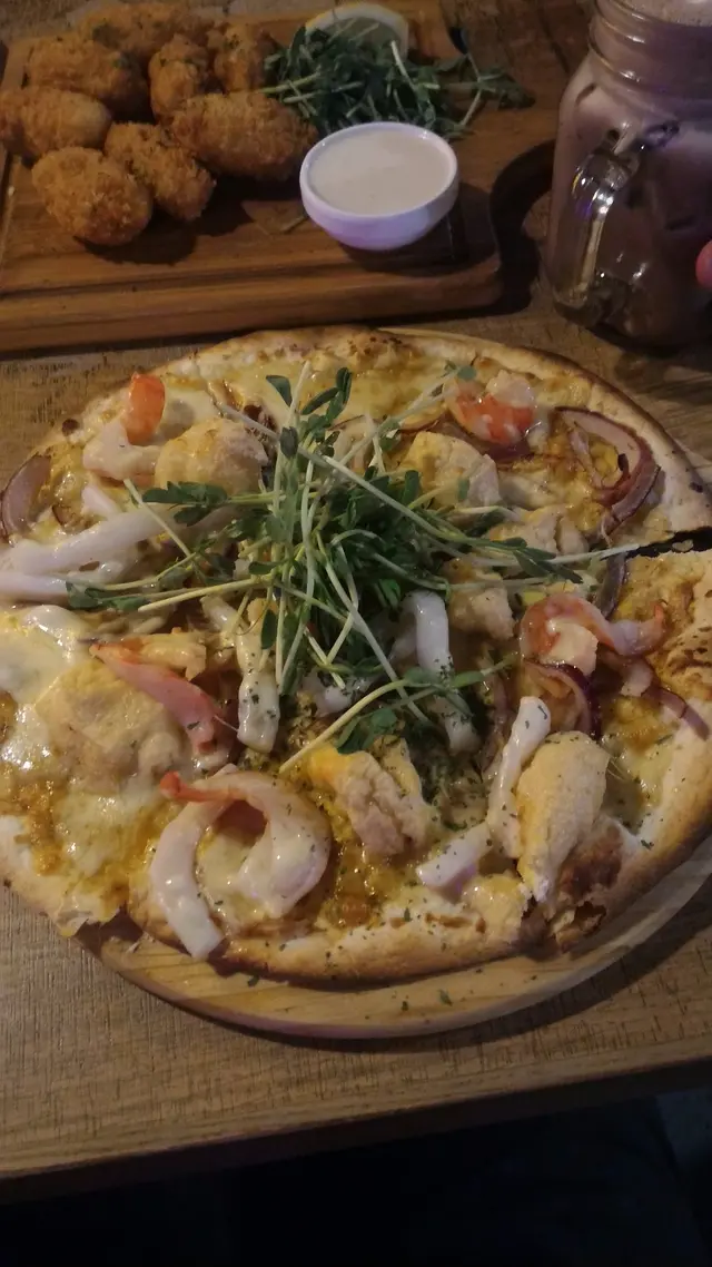 海鮮喇沙Pizza
