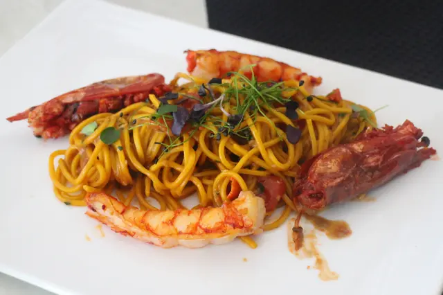 西班牙紅蝦,手造意大利幼麵,海鮮蝦膏汁 (Spanish Carabineros Red King Prawn Tagliolini)