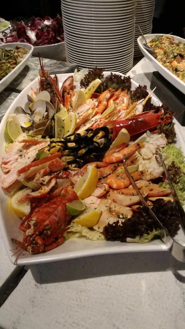 海鮮拼盤，豐富，好味。