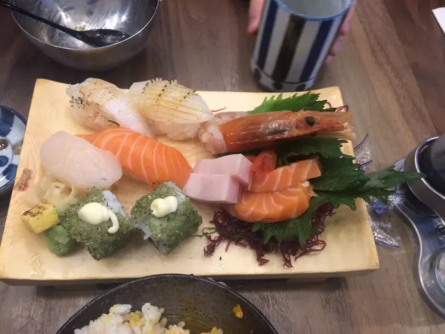 特選刺身壽司定食