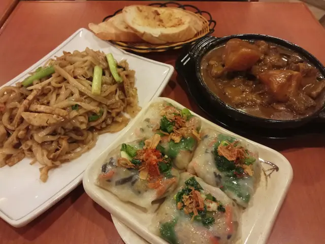 2C餐 好似係 $180有找好似係 加價得唔多 量大呀 