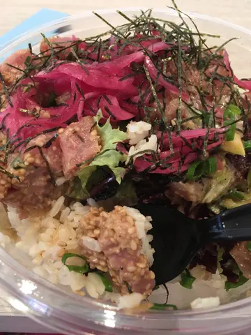 吞拿鱼鱼生饭