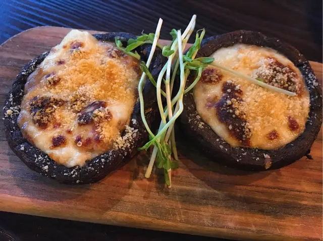 白汁烤焗大蘑菇