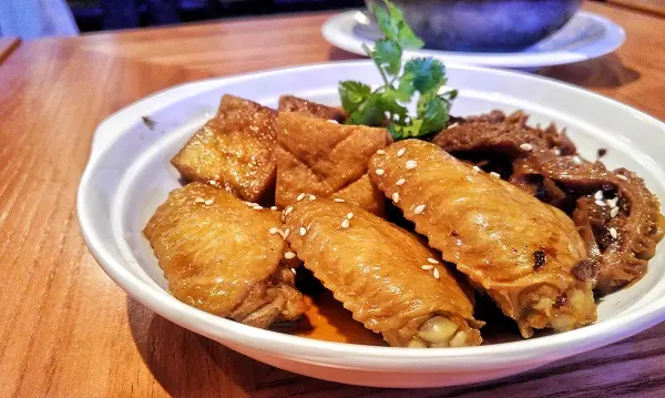 滷水拼盤(豆干、牛肚、雞翼)