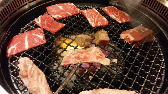 安格斯小牛排 & 伊賀一口牛