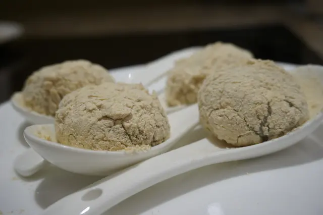 擂沙湯圓