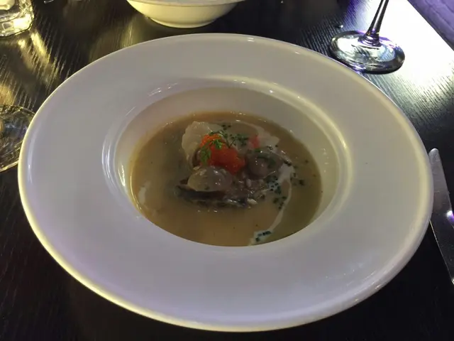 忌廉鮑魚冬陰海鮮湯