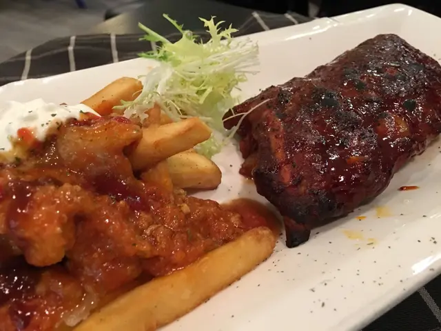 醬燒豬仔全骨（半條）