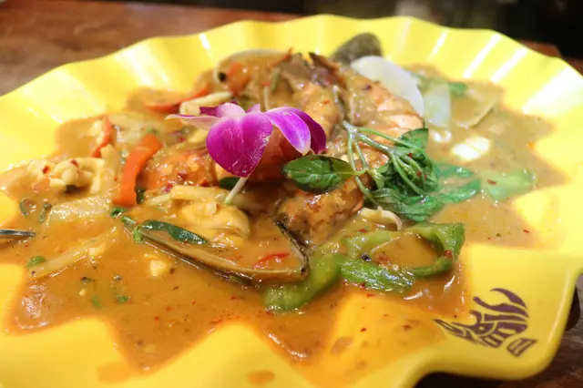 泰皇咖哩炒海鮮