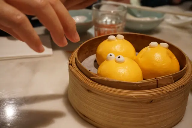 造型上還是較鍾情此一版本,只因它那副楚楚可憐的模樣!