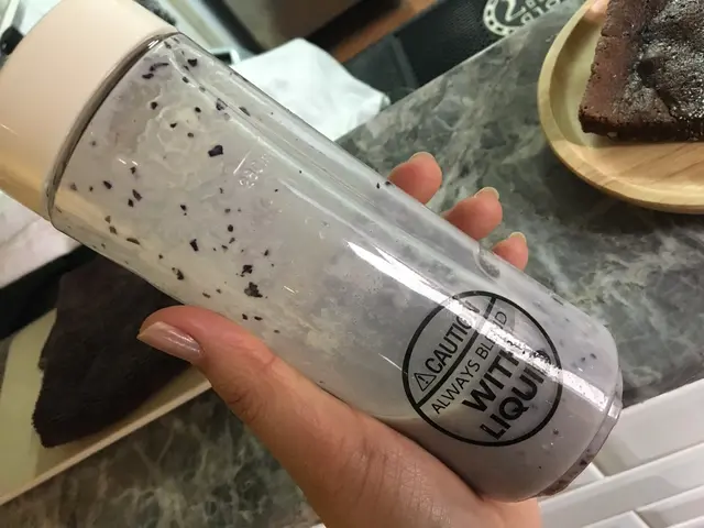 藍莓杏仁豆奶