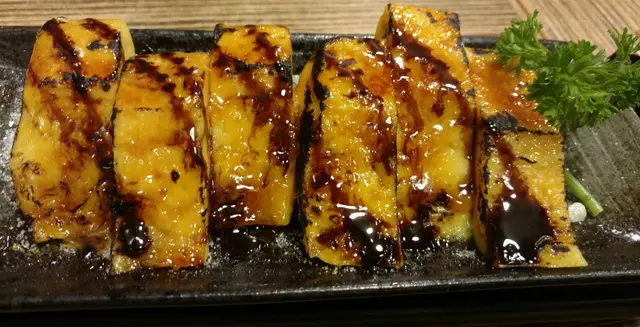 朱古力糖脆玉子燒