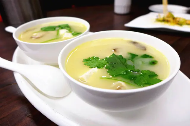 什菌豆腐大蜆湯