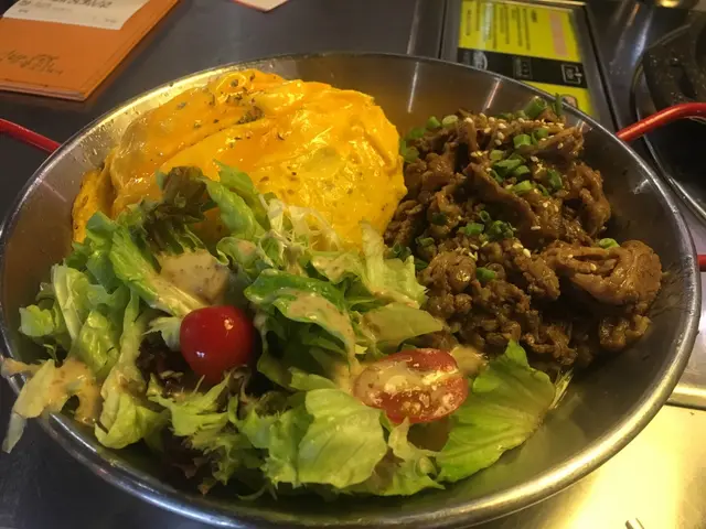烤牛肉蛋飯