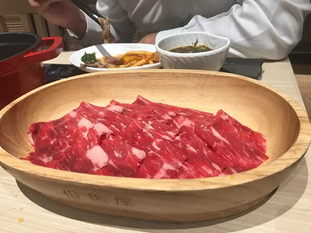 太瘦⋯⋯雖然係即切