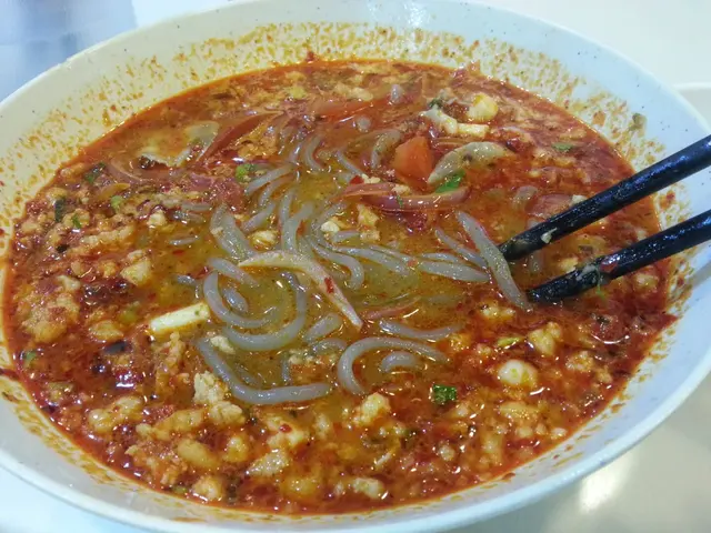 泰式冬蔭公肉碎湯紅薯粉