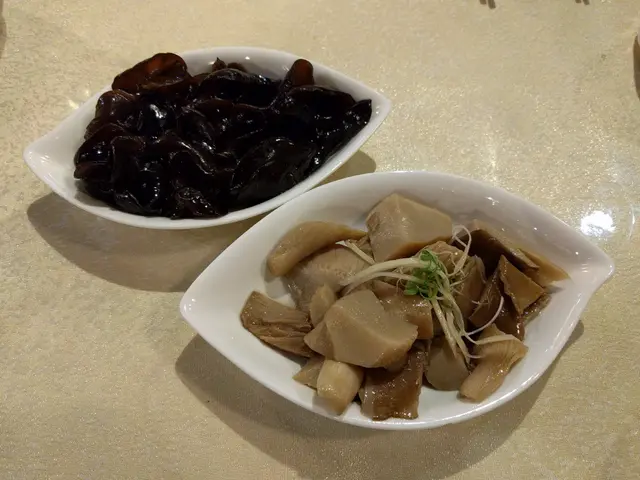 涼拌鮑魚菇和黑木耳