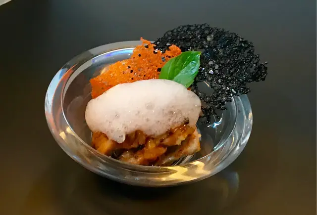 今次用了分子美學來做初榨魚露泡沫