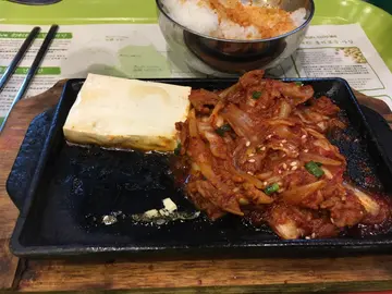泡菜猪肉豆腐