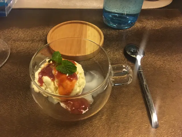 甜品仲有個啫喱，作為清爽解膩唔錯