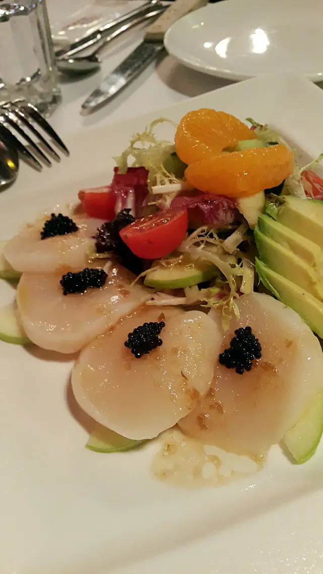 帶子鮮甜，黑醋汁醒胃。