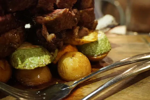 炭燒加拿大牛仔骨 (35oz)