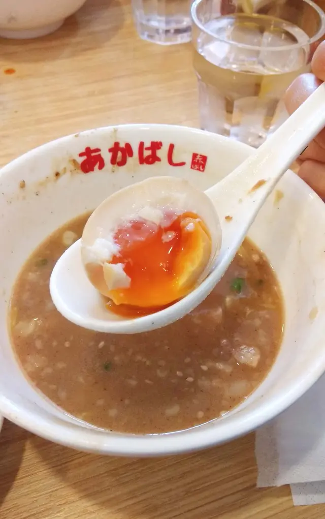 半熟蛋流心程度雖然未是完美,不過蛋香味濃亦很入味,同樣令人滿意滿足