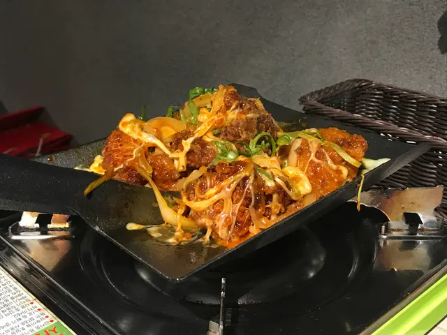 卷好芝士的烤雞