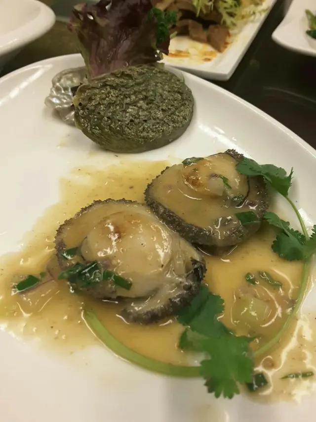 白胡椒爆炒南非鮑魚