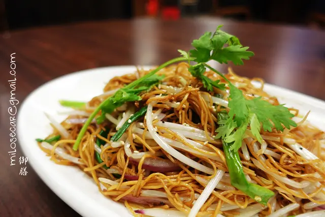 蟹油銀芽炒麵