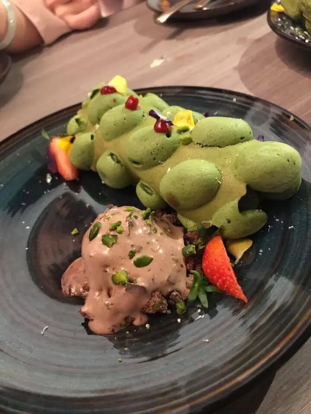 Probably  the  best  Egg  Waffle  I  have  ever  tried.  Try  it  yourself.